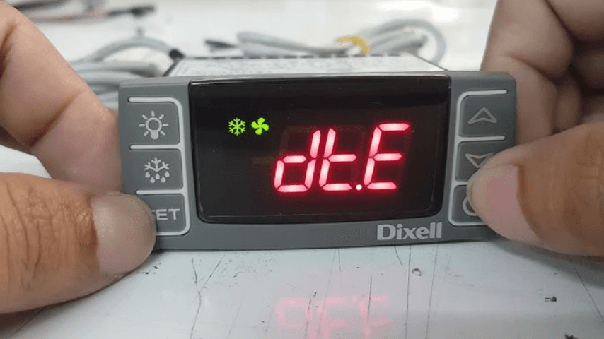 dixell UNIVERSAL XR60CX Installation And Operating-featured