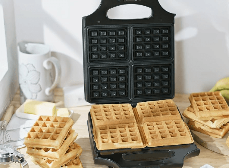 BELLA Classic 4 Belgian Waffle Maker-featured