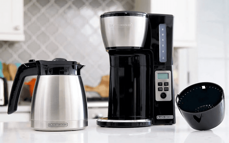 BLACK DECKER CM2045 12-Cup Thermal Coffee Maker User Manual