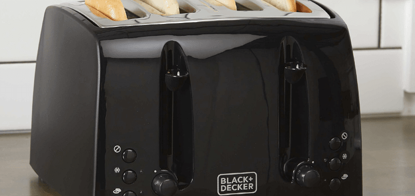 BLACK DECKER TR1410BD 4-Slice Toaster User Manual BLACK DECKER TR1410BD 4-Slice Toaster-featured