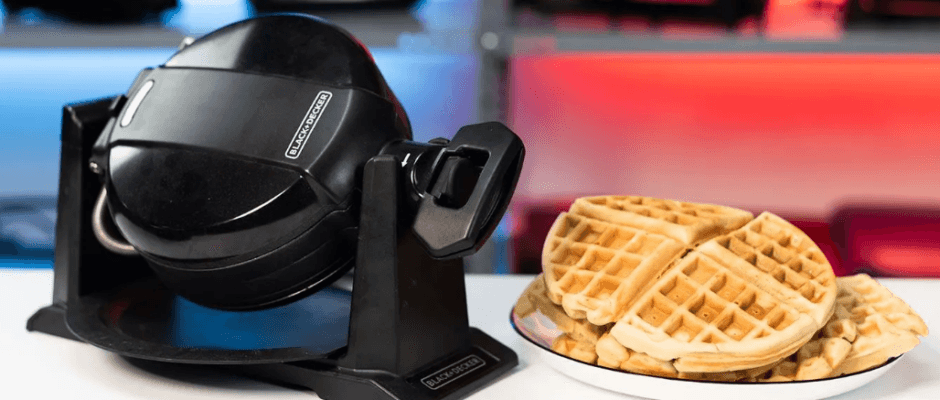 BLACK DECKER WMD200B Rotating Waffle Maker User Manual BLACK DECKER WMD200B Rotating Waffle Maker-featured