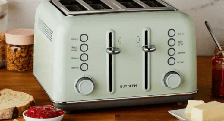 BUYDEEM DT640 4-Slice Toaster Instruction Manual BUYDEEM DT640 4-Slice Toaster Instruction Manual | ManualsLibraryy