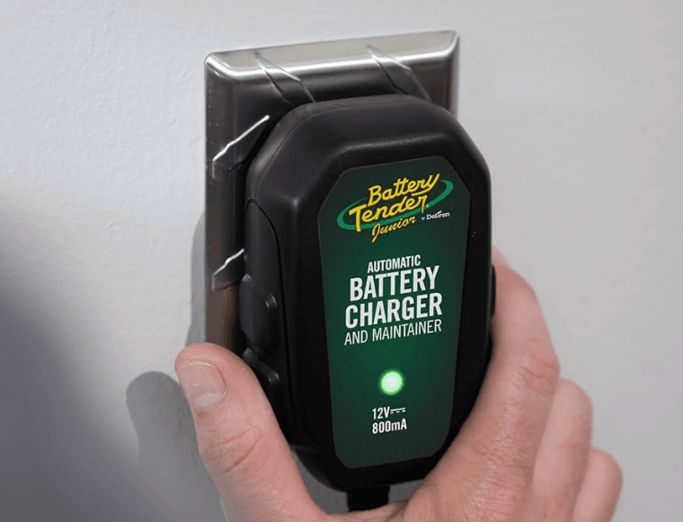 Battery Tender Junior Battery Charger User Manual