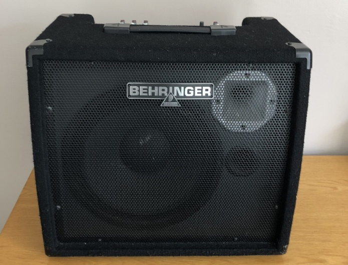 Behringer K900FX Ultratone PA Amplifier User Manual