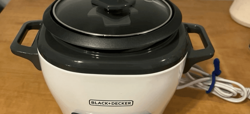 Black and Decker RC503 Rice Cooker User Manual Black and Decker RC503 Rice Cooker-featured