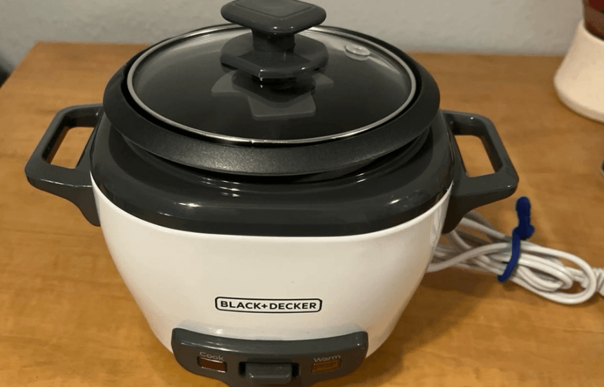 Black and Decker RC503 Rice Cooker-featured