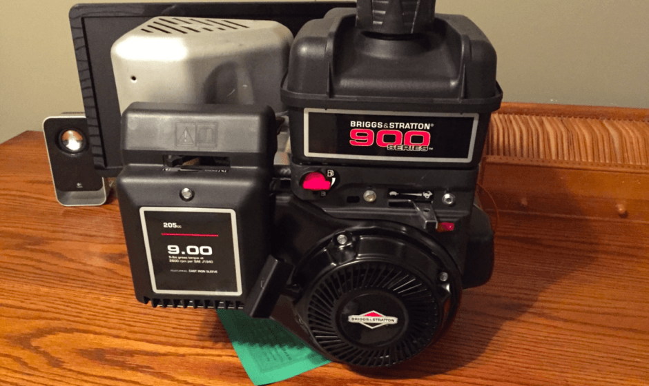 Briggs and Stratton Power Built 900 Series Engine Manual-feat