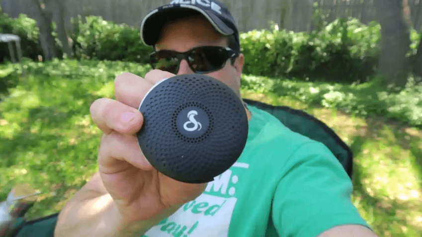 Cobra ACT120B Chat Tag Curve Wearable Walkie Talkies-featured