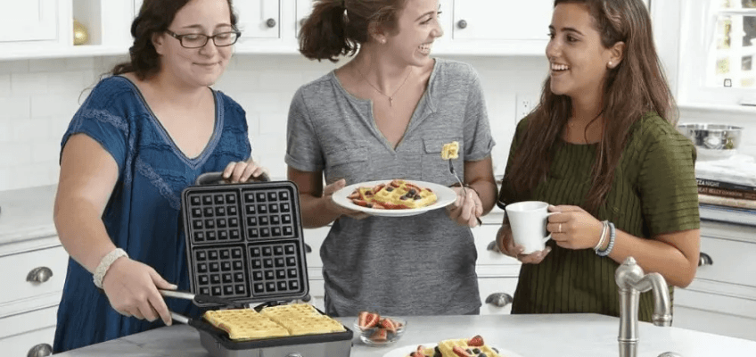 Cuisinart WAF-300P1 Belgian Waffle Maker-featured