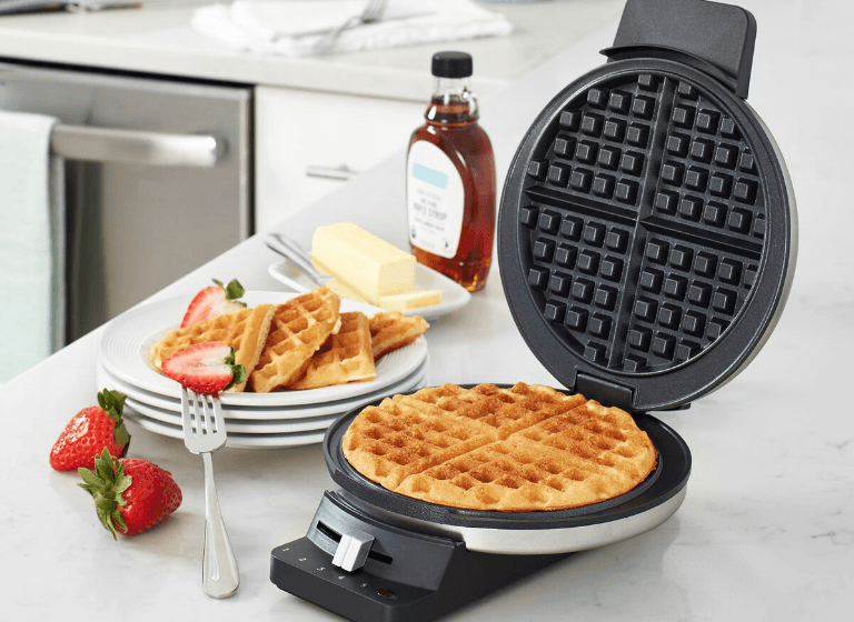 Cuisinart WMR-CAP2 Round Classic Waffle Maker-featured