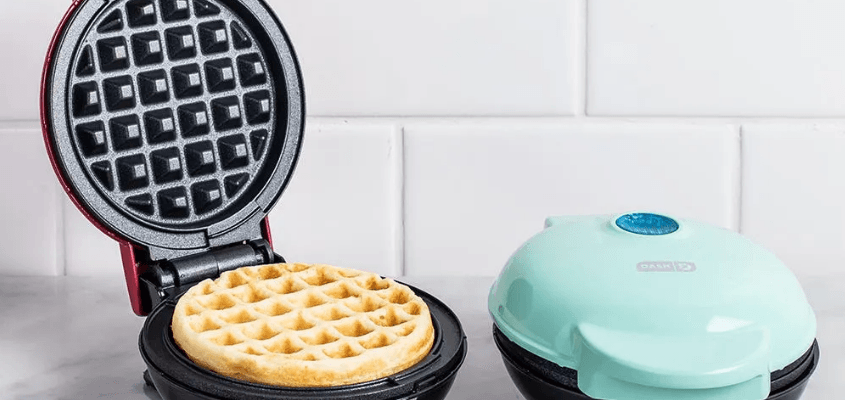 DASH DMW001 mini waffle maker Instruction Manual DASH DMW001 mini waffle maker-featured