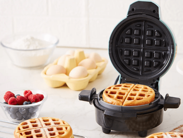 Elite Gourmet EWM460 Nonstick Rotating Flip Belgian Waffle Maker Instruction manual