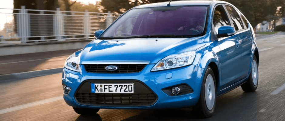 Ford 2010 Focus Automobile-featured