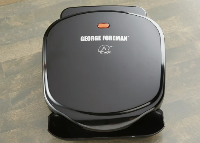 George Foreman GRS040 2-Serving Classic Plate Electric Panini Press-featured