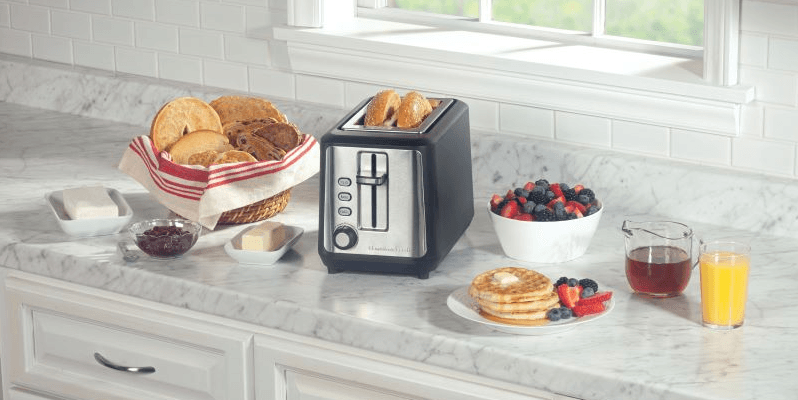 Hamilton Beach 22996 Gourmet 2 Slice Slot Toaster-featured