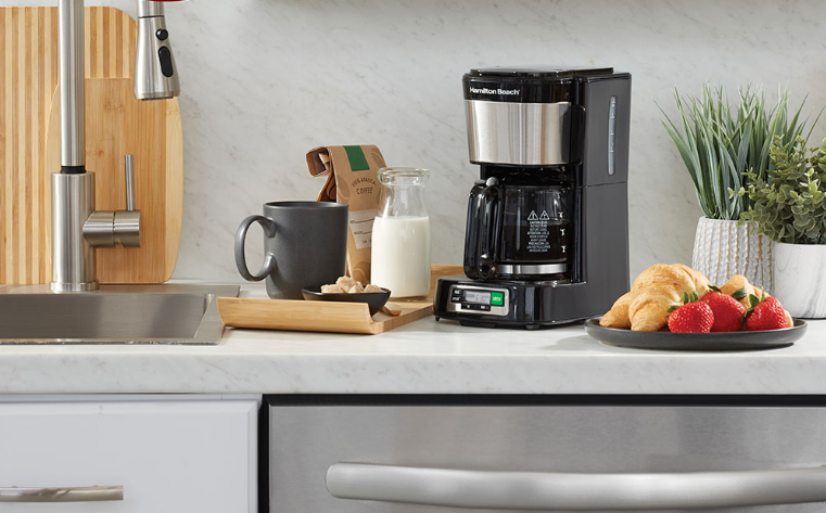 Hamilton Beach 46110 5 Cup Compact Drip Coffee Maker User Manual