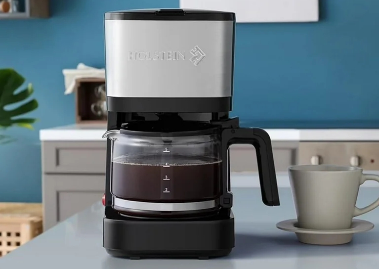Holstein Housewares H- 0911501 5 Cup Drip Coffee Maker-featured
