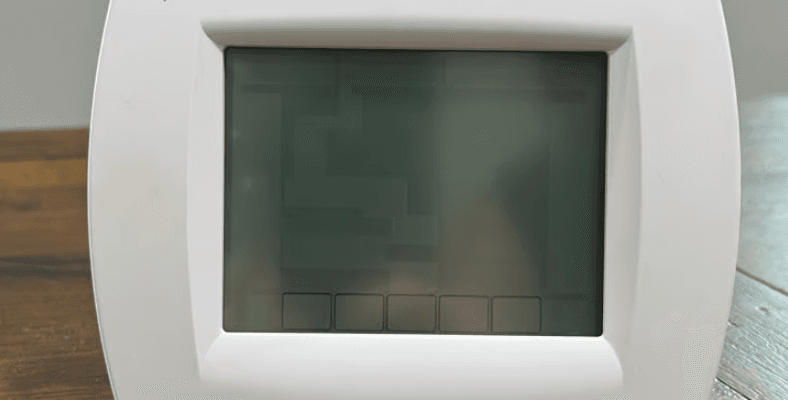 Honeywell TH8110U1003 Vision Pro Digital Thermostat-featured