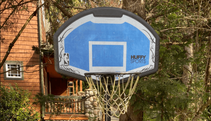 Huffy Sports Basketball System-featured