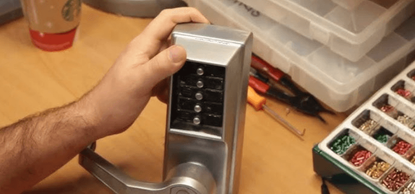 Kaba Simplex 1000 Series Door Lock-featured