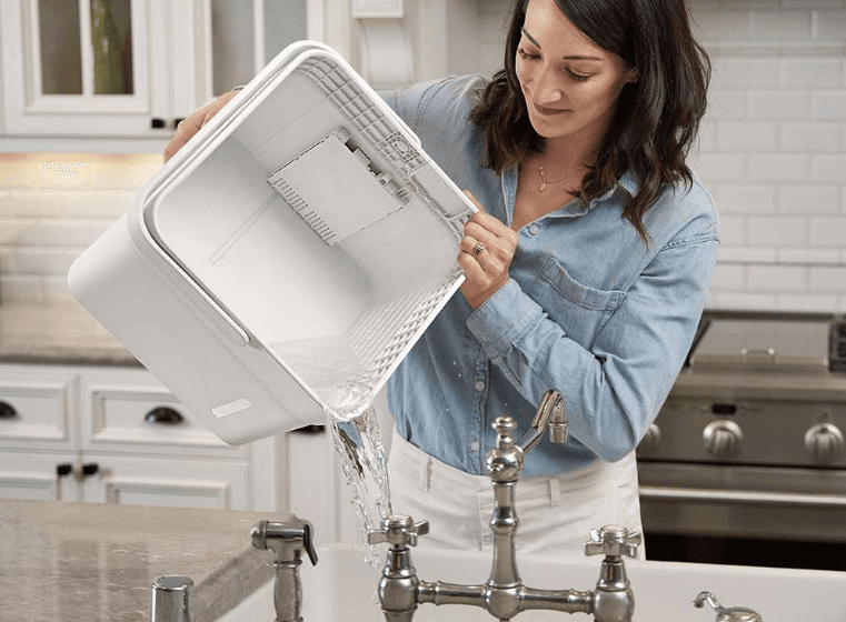 Midea MAD50PS1 Cube 50 Pint Dehumidifier-featured