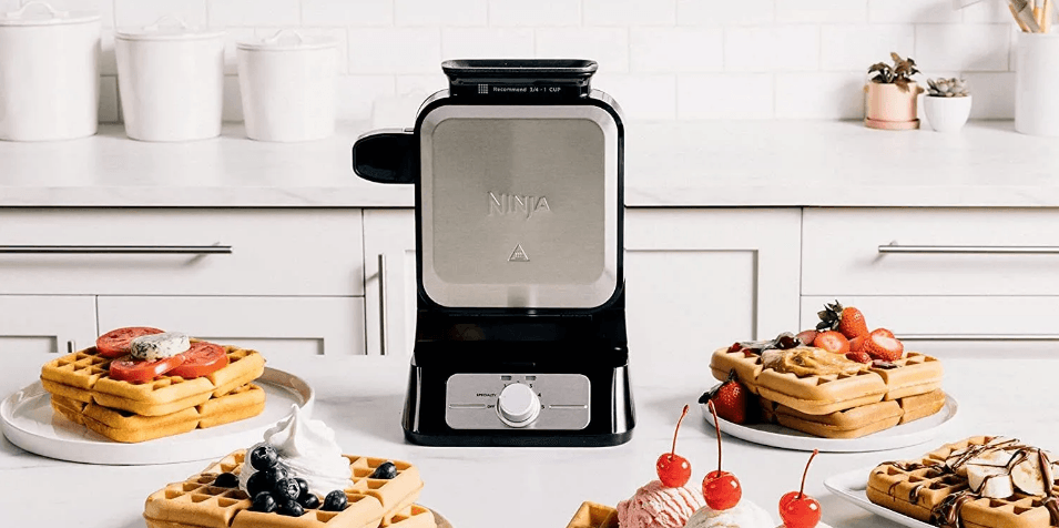 Ninja BW1001 NeverStick PRO Belgian Waffle Maker Owner Guide