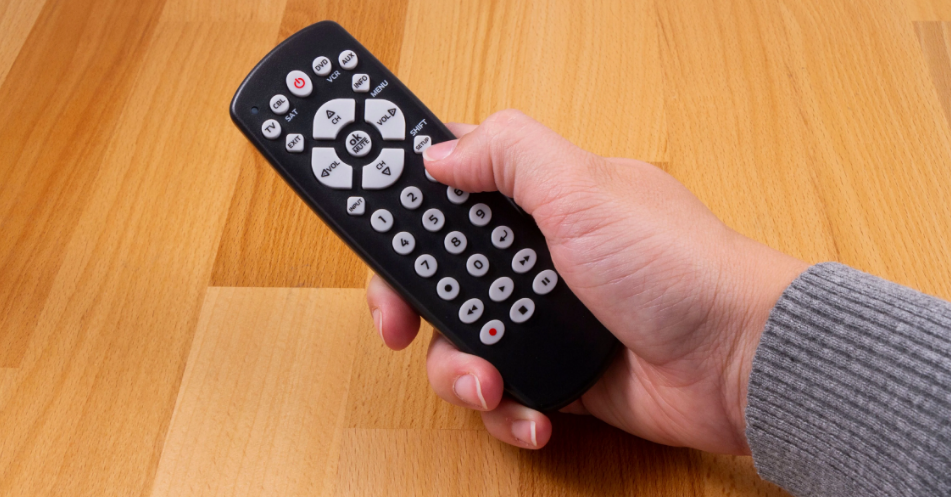 Onn ONB13AV004 Universal Remote Control User Manual