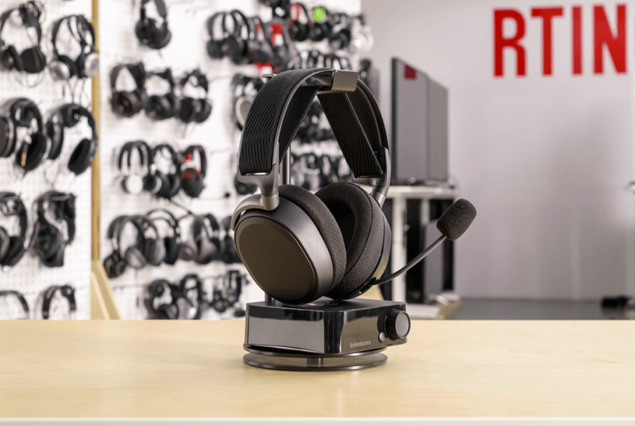 SteelSeries Arctis RAW Professional Gaming Headset User Manual