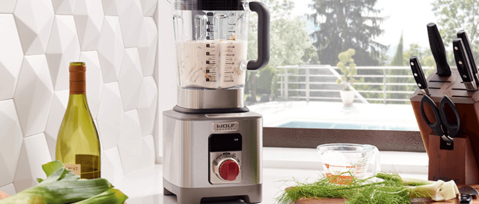 Wolf Gourmet WGBL200S Pro Performance Blender User Manual Wolf Gourmet WGBL200S Pro Performance Blender-featured