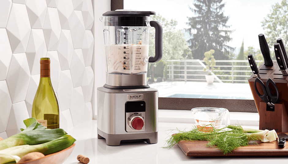 Wolf Gourmet WGBL200S Pro Performance Blender-featured