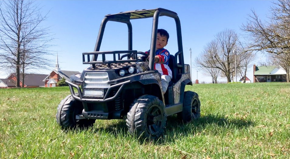 Dynacraft Realtree Motorized Toy Car User Manual