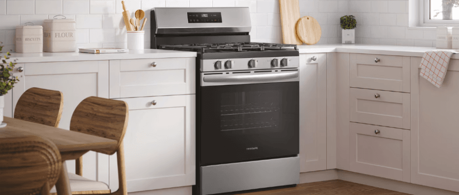 FRIGIDAIRE GCRG3060BD Gallery 30-inch Gas Range User Manual FRIGIDAIRE GCRG3060BD Gallery 30-inch Gas Range-featured