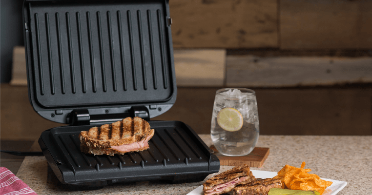 George Foreman GRP1060 4-Serving Removable Plate Electric Grill-featured