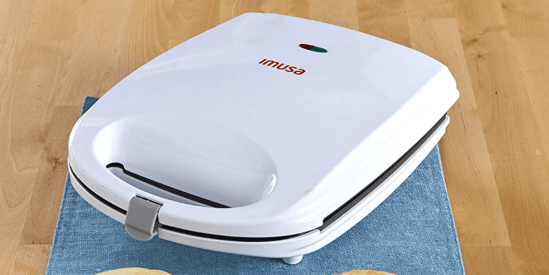 IMUSA GAU-80345 2-Slot Electric Nonstick Arepa Maker-featured