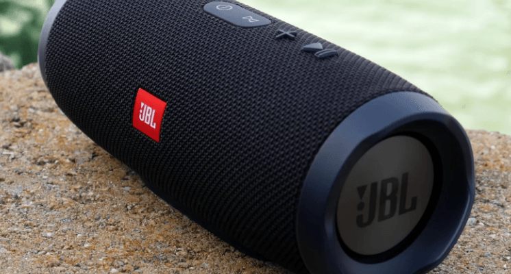JBL Charge 3 Bluetooth Speaker-featured