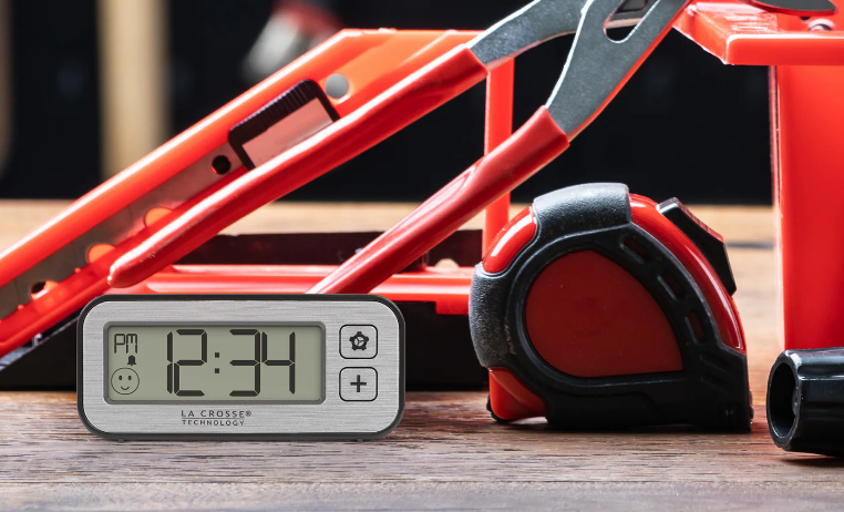 La Crosse 513-148 Mini Digital Clock User Manual