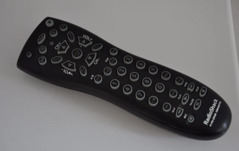 Radio Shack 15-2147 Universal Remote Control User Manual