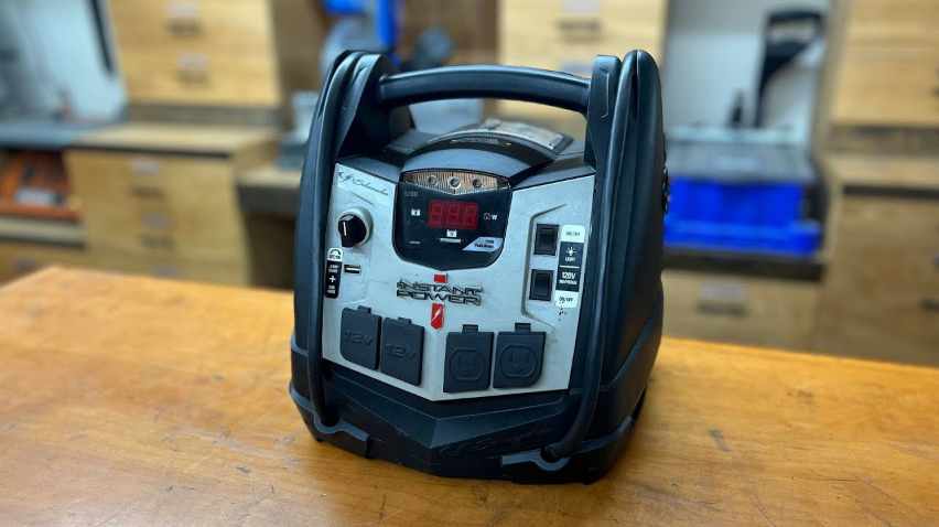 Schumacher SJ1332 1200A Portable Jump Starter User Manual