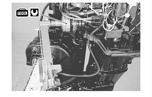 Suzuki DF-25 Outboard Motor22