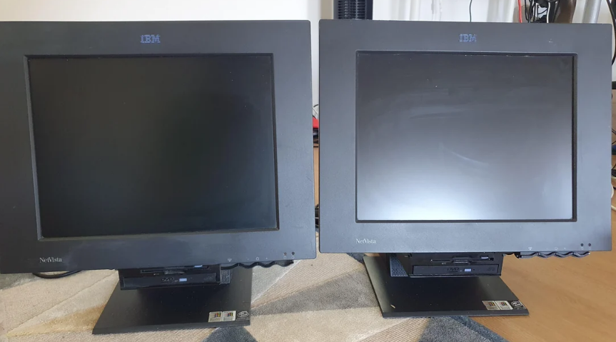IBM T220 Plat-Panel LCD Monitor User Manual IBM T220 Plat-Panel LCD Monitor-product