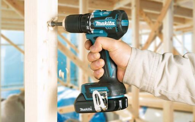 Makita 6221D Cordless Driver Drill-featured
