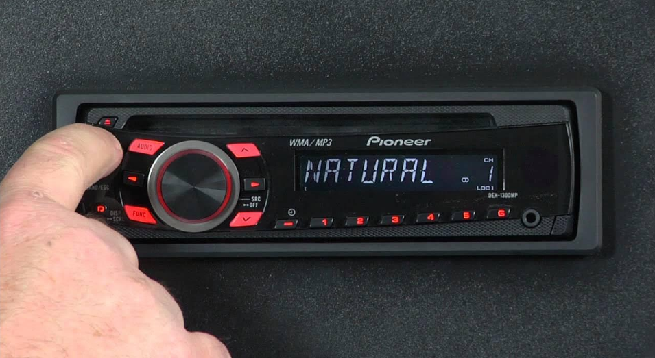 Pioneer DEH-1300MP Car CD Receiver User Manual