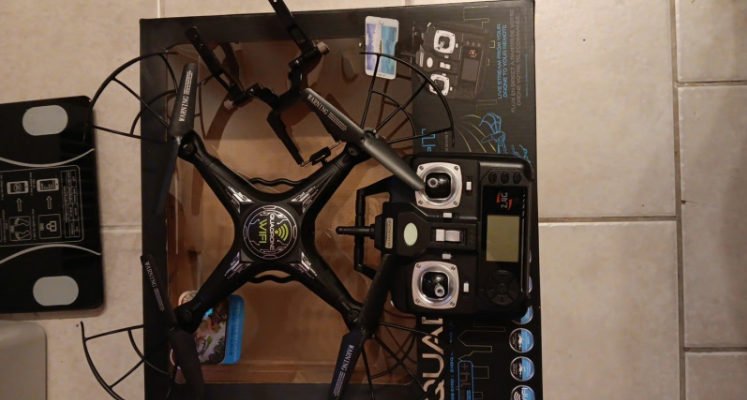 Quadrone i-Sight 6 Axis Gyro Quadcopter Drone-featured