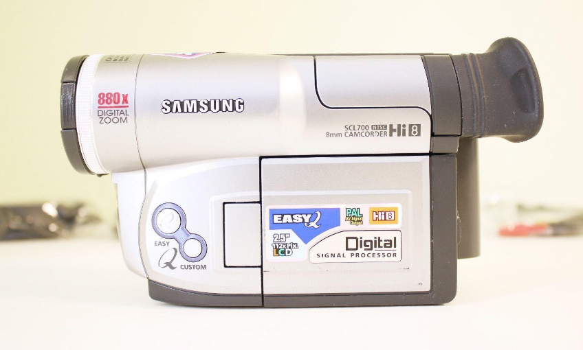 Samsung SCL700 Hi8 Camcorder User Manual Samsung SCL700 Hi8 Camcorder-featured