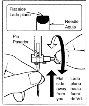 Singer 132 Featherweight Sewing Machine 11
