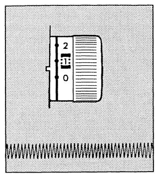 Singer 132 Featherweight Sewing Machine 32