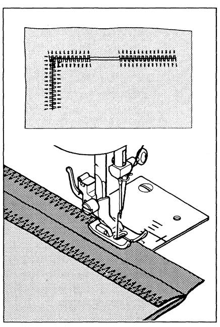 Singer 132 Featherweight Sewing Machine 37