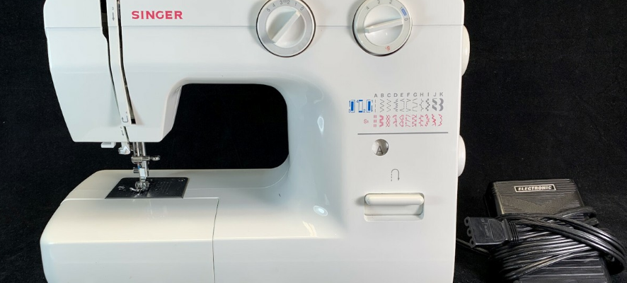 Singer 50T8-E99670 Sewing Machine-featured