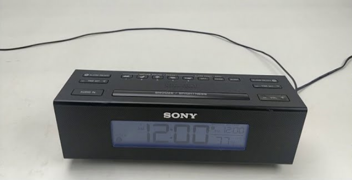Sony ICF-C707 AM-FM Clock Radio User Manual