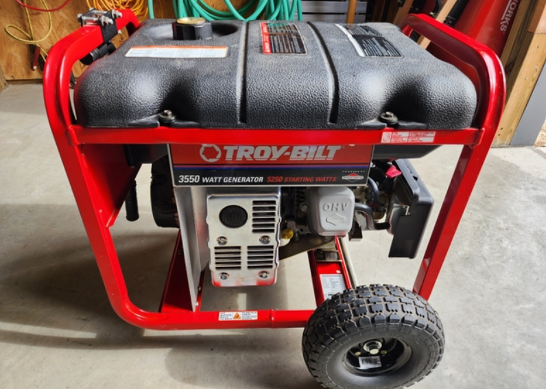 Troy-Bilt 30331 3550-Watts Portable Generator User Manual